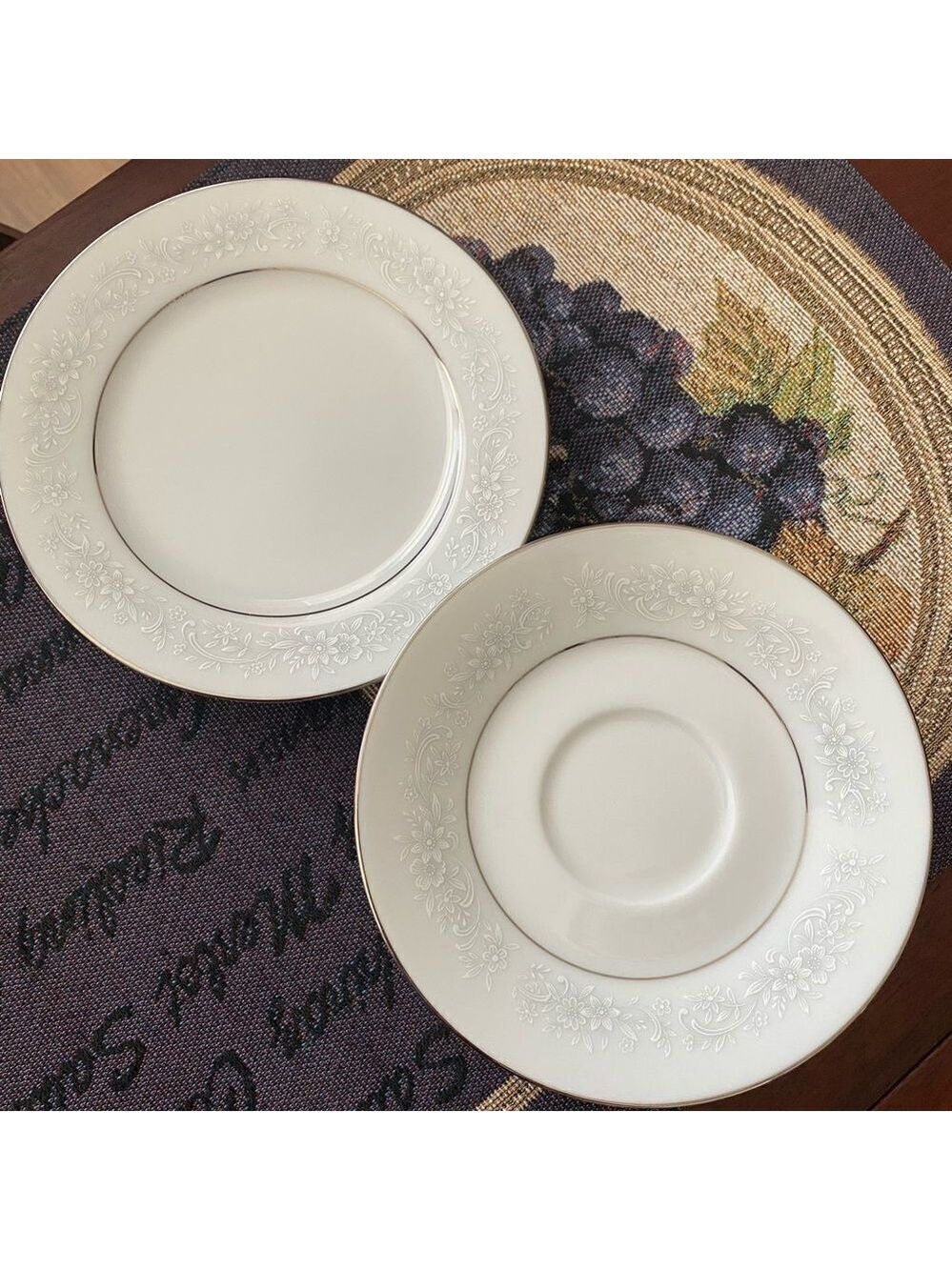 EUC Noritake Cumberland Fine China Set – 6 Pieces (Floral & Silver Trim)